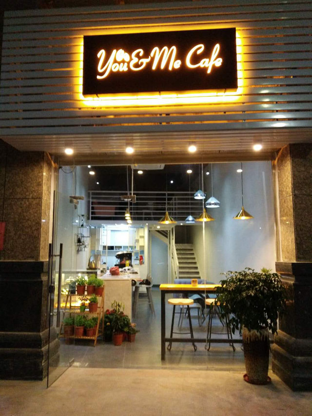 You & Me Cafe  欢迎您！科脉羸钱云POS助力高效细致的服务！